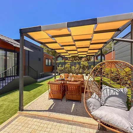 Baronet Tiny House Butik * 카디쾨이
