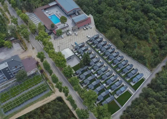 Baronet Kamping Hotel *