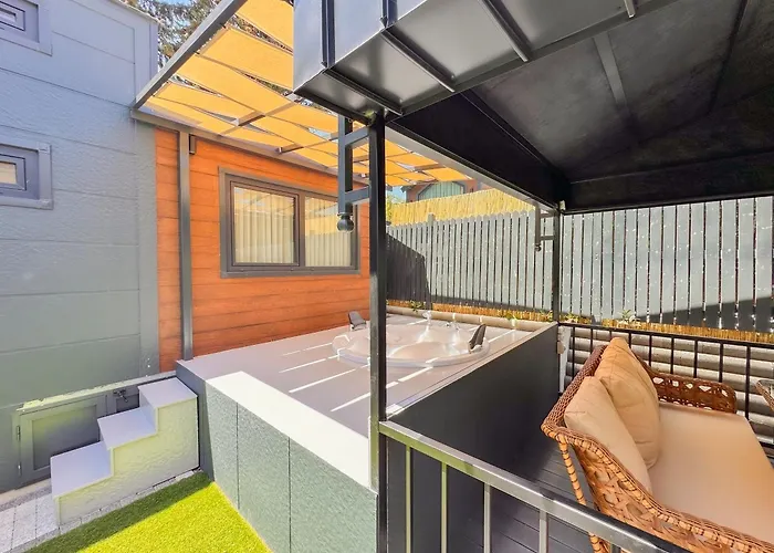 Baronet Kamping Hotel *