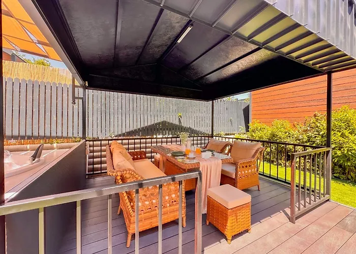 Baronet Kamping Hotel *